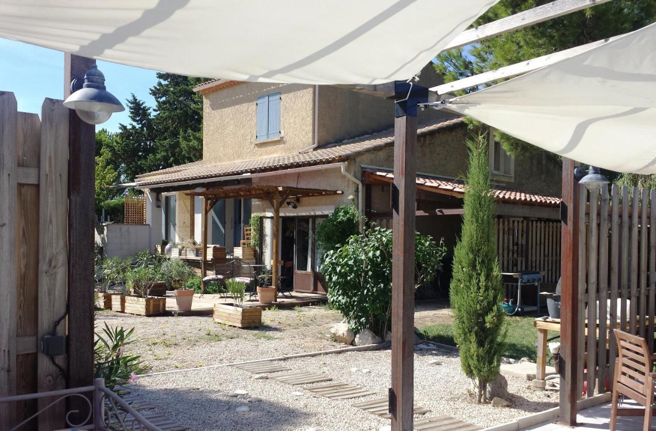 Lamathye Aramon Exterior photo