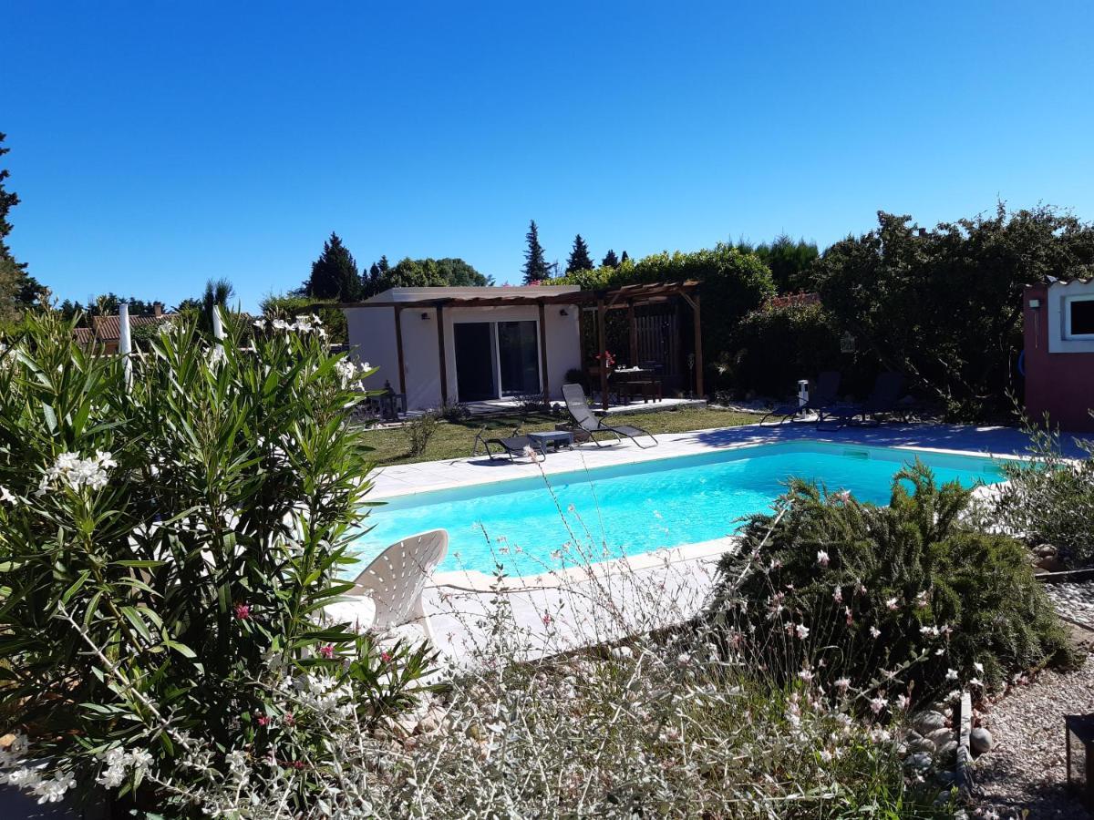 Lamathye Aramon Exterior photo